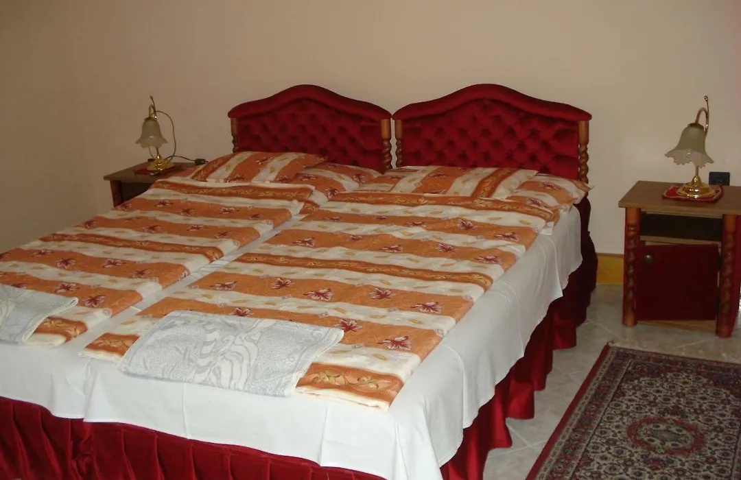 Royal Villa-1