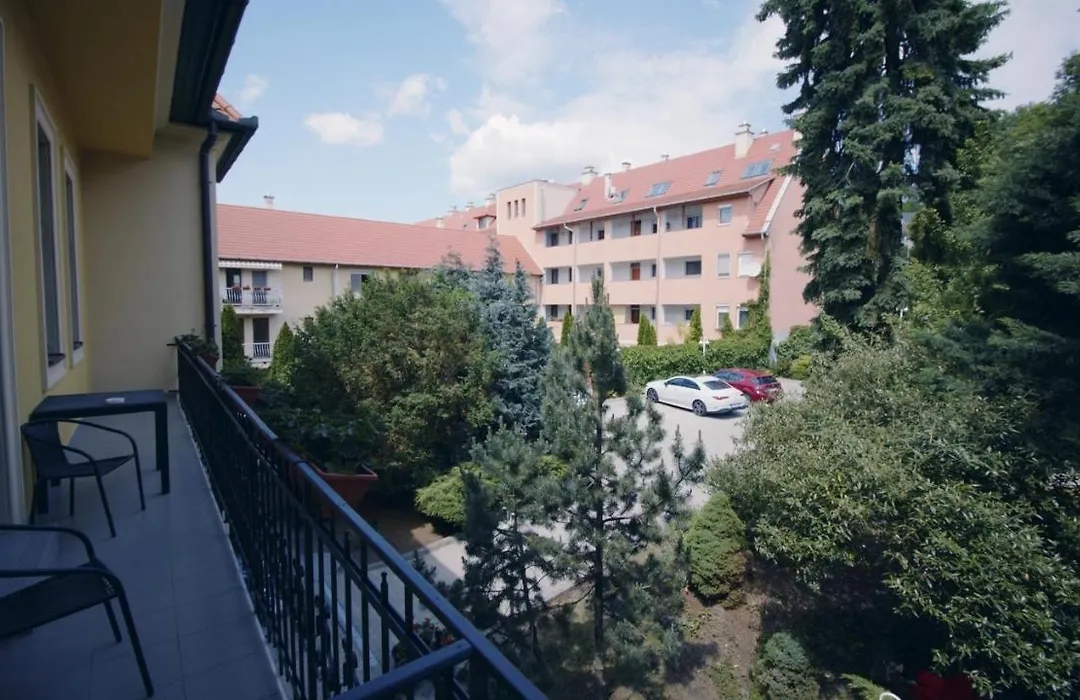 Aqua Villa Eger-1