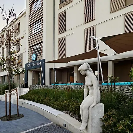 Hotel Adalbert Szent Tamas Haz-2
