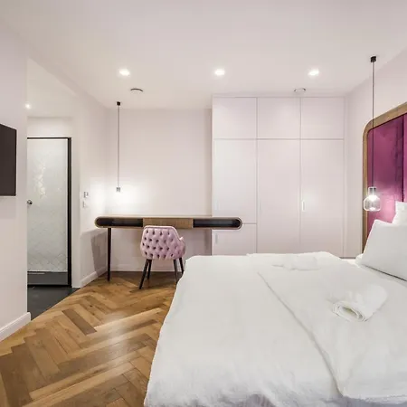 Budapest Eye- Boutique Suites, By Bqa-3