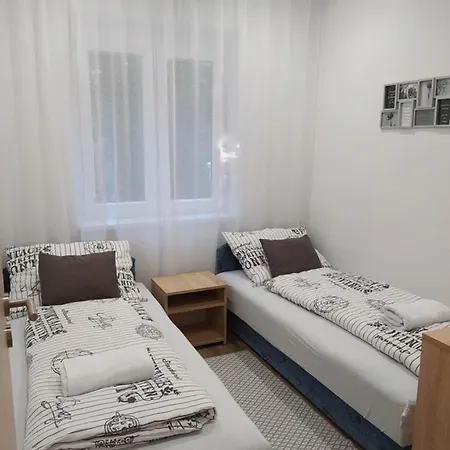 Evelyn Apartman-2