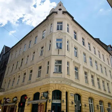 Premium Apartment By Hi5-Vaci Str. 3 Bedroom-2