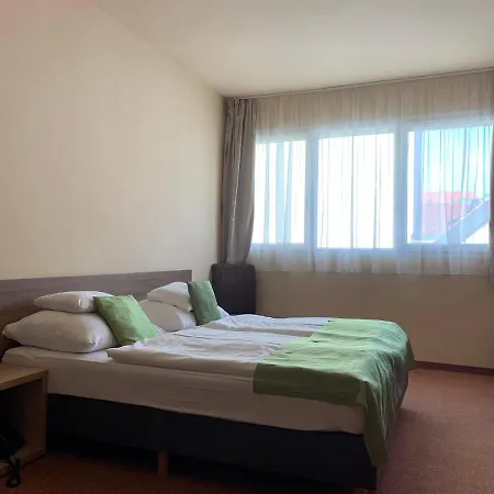 Centrooms Eger-2
