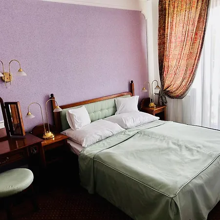 Hotel Erzsebet-3