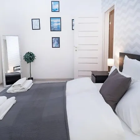 Central And New Design Apartment-3