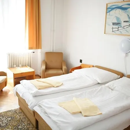 Hotel Bara Gellért-2