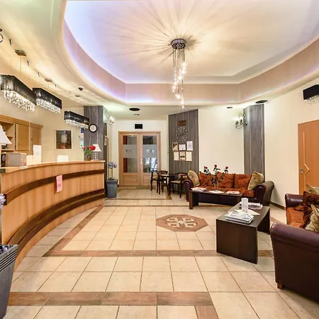 Hotel Negy Evszak-3
