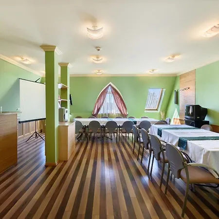 Hotel Negy Evszak-2