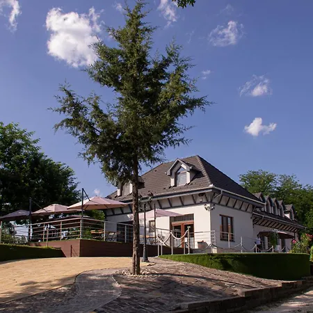 Reneszansz Vendeghaz-2