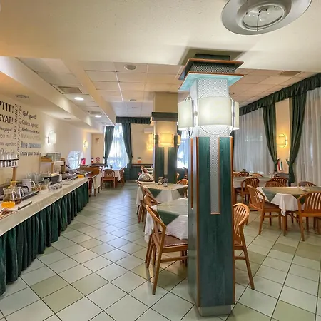 Tisza Sport Hotel-2