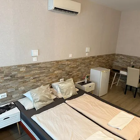 Mosoly Szallashely-3