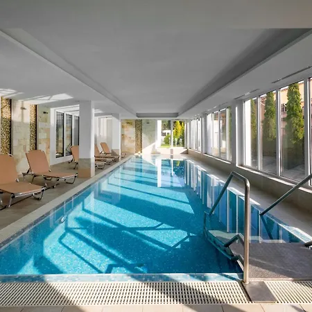 Hotel Aurora-3