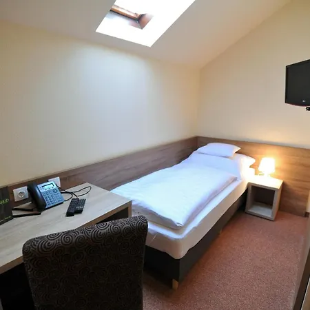 Centrooms Eger-3