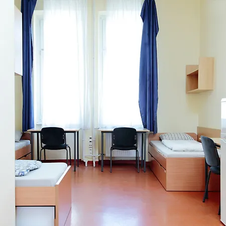 Pop Up Hostels - Downtown-3