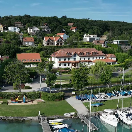 Aquilo Hotel Panorama-3