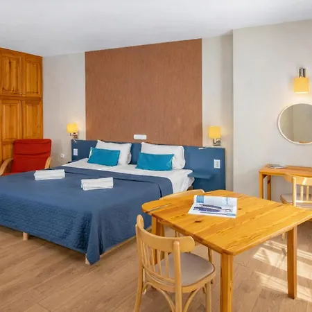 Corvin Hotel Budapest Residence-3