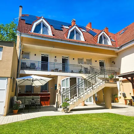 Weinberger Vendégház-3