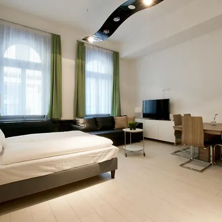 St. King 1 By Hi5 Apartments-3