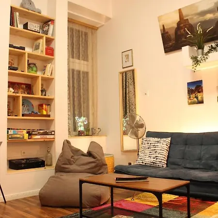 Castle View Apartment-2