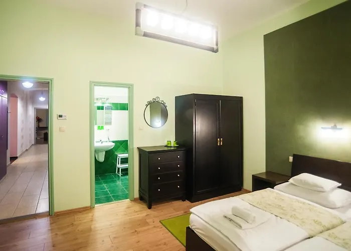 Budapest Rooms Bed And Breakfast