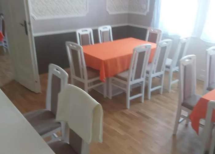 Karpatia Vendeghaz 1201 Budapest