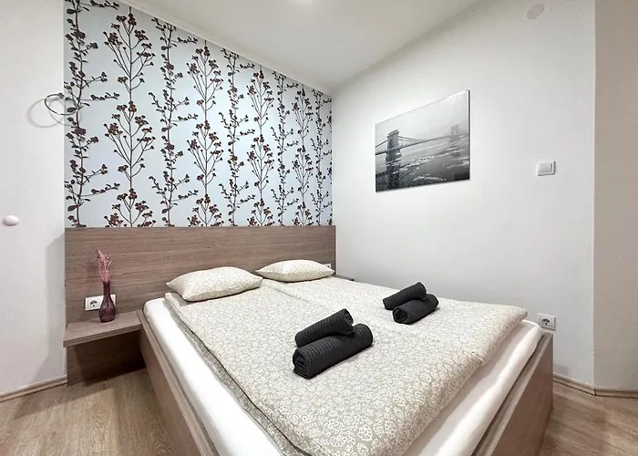 Central Seasons Design Apartments Budapest