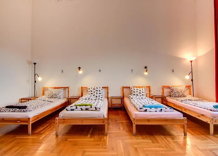 Pal'S Hostel And Apartments Budapeste