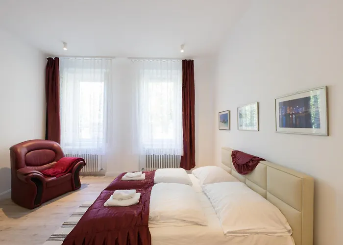 Wagner Villa 902 With Free Private Parking Budapest