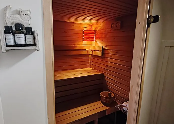 Tiszafured Hotels