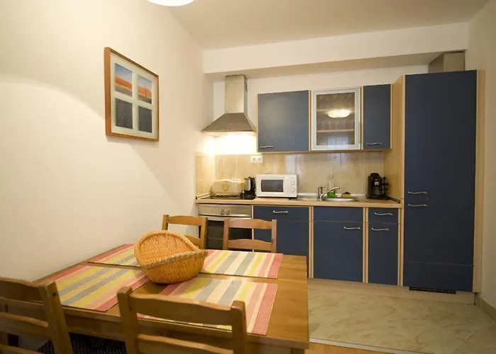 Aboriginal Budapest Apartments