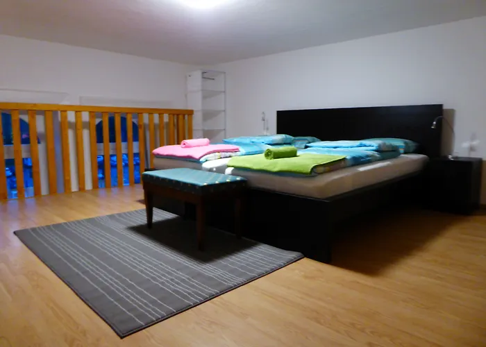 Baroque Hostel&Coworking Budapest