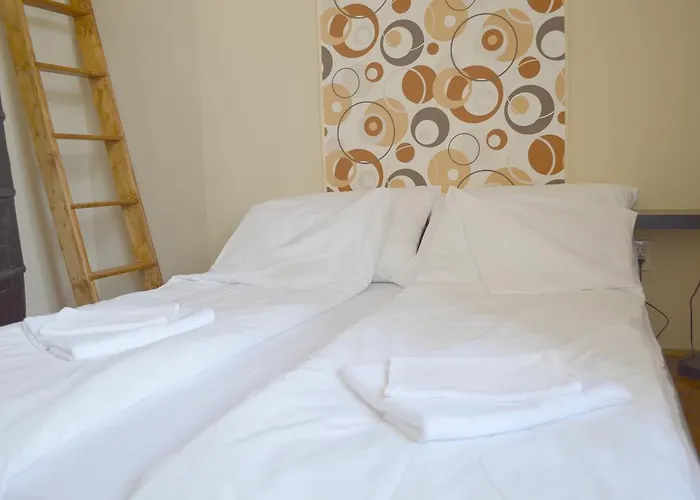 Synagogue Central Guest House Budapeste