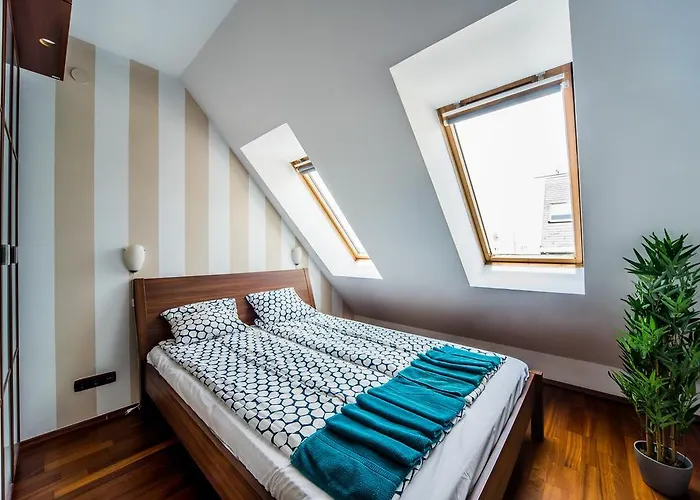 Designer Home Synagogue Budapest admite animales
