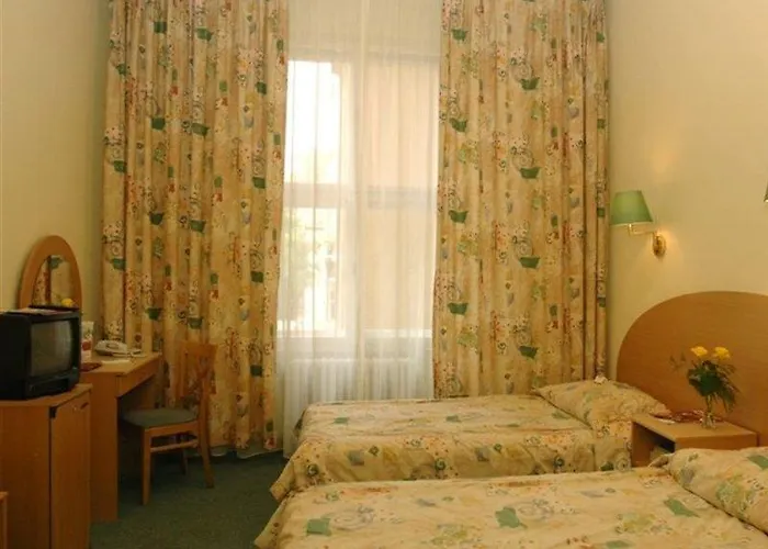 Hunguest Hotel Platanus Budapest